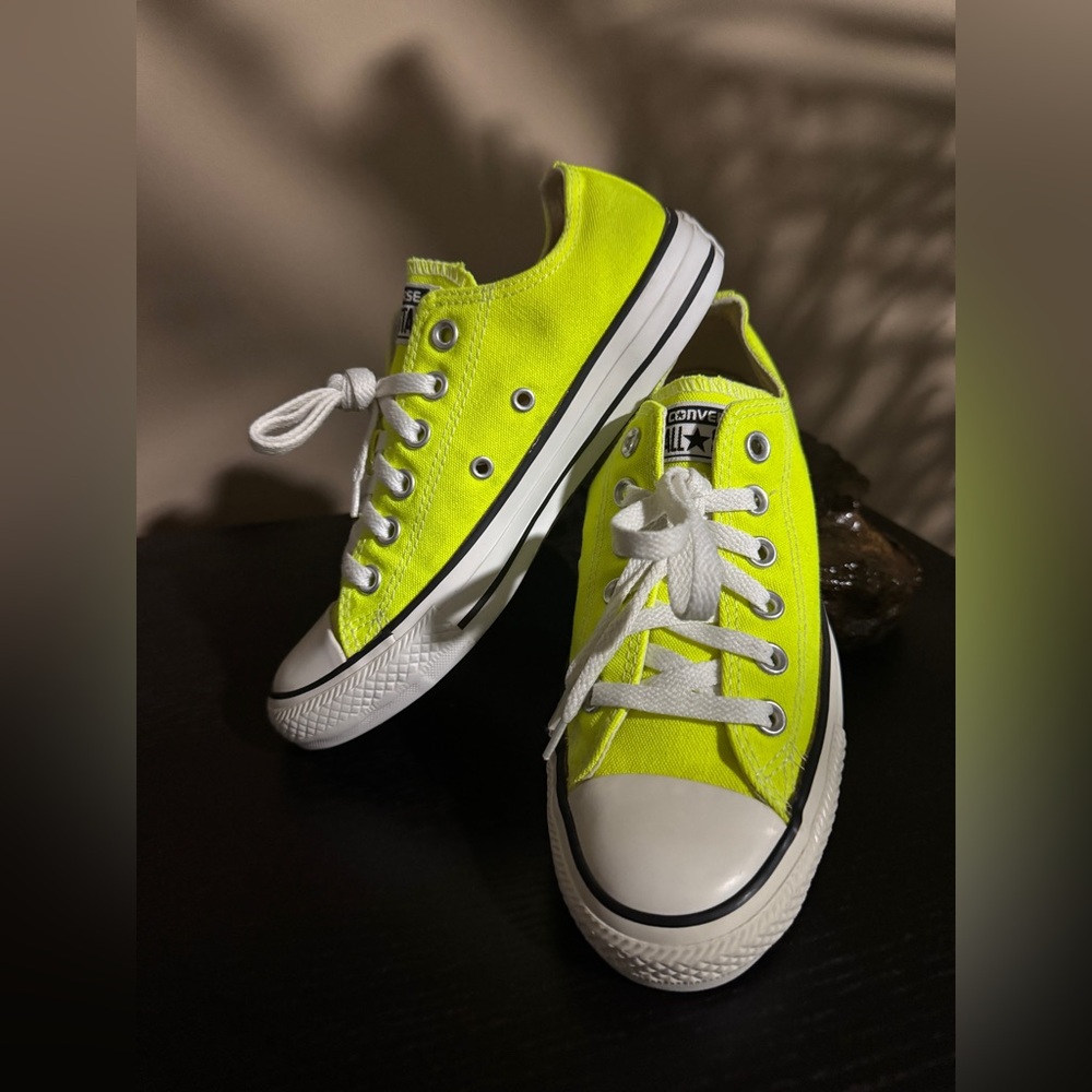 Converse All Star Unisex Size 5M/7W Electric Yellow Sneakers